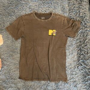 MTV shirt